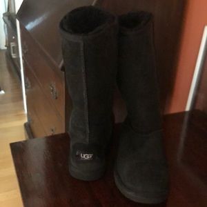 Womens Ugg boots size 5